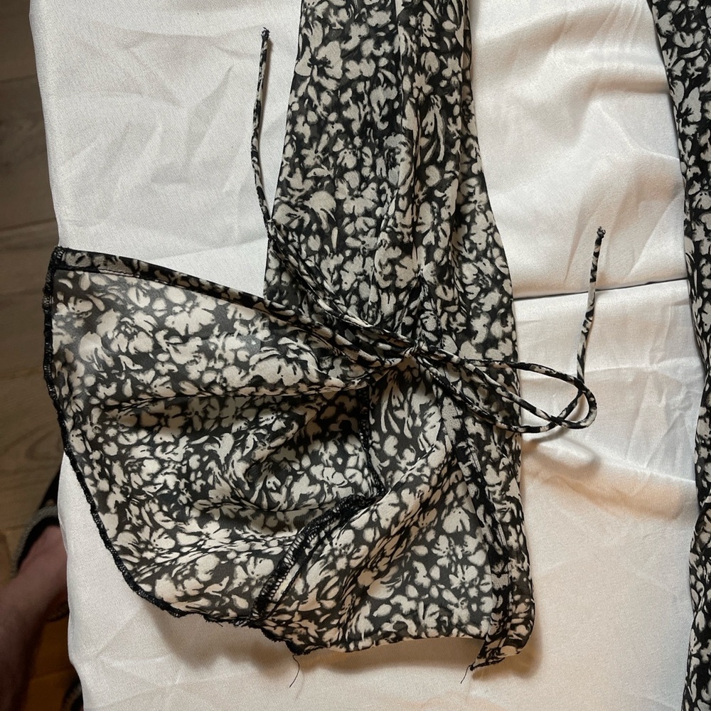 Abercrombie & Fitch Black Floral Long Sleeve Dress - Picture 8 of 9